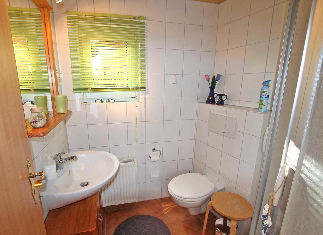 Ferienhaus Mit Separater Wohnung Waren See 9441 Eksteriør billede